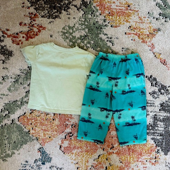 Gerber / Carter’s Baby Boy Tropical Pajamas Set Size 18 Months - Picture 6 of 8